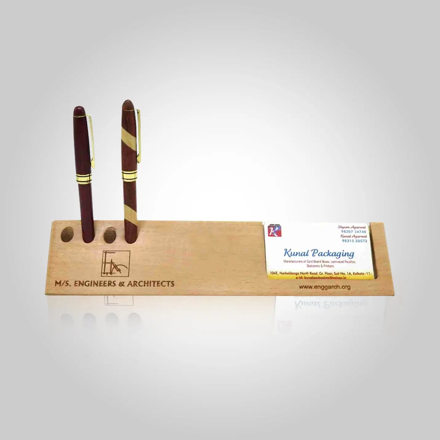 Exquisite Wooden Laser-Engraving Pen Holder Img 2