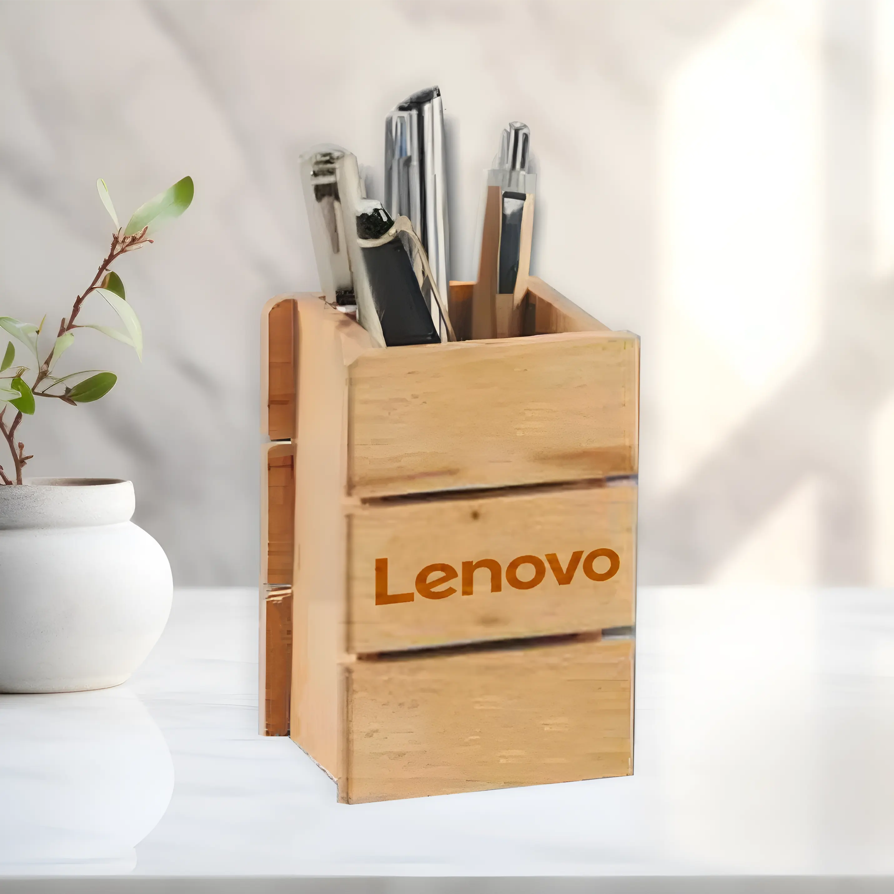 Top-Quality Wooden-Engraved Pen Holder
