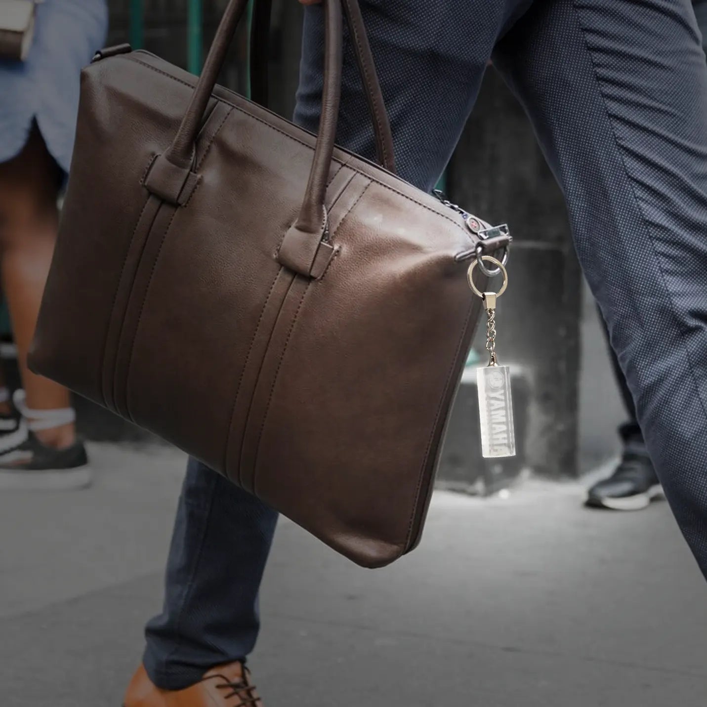 Splendid Crystal Laser-Engraved Key Chains Img 1