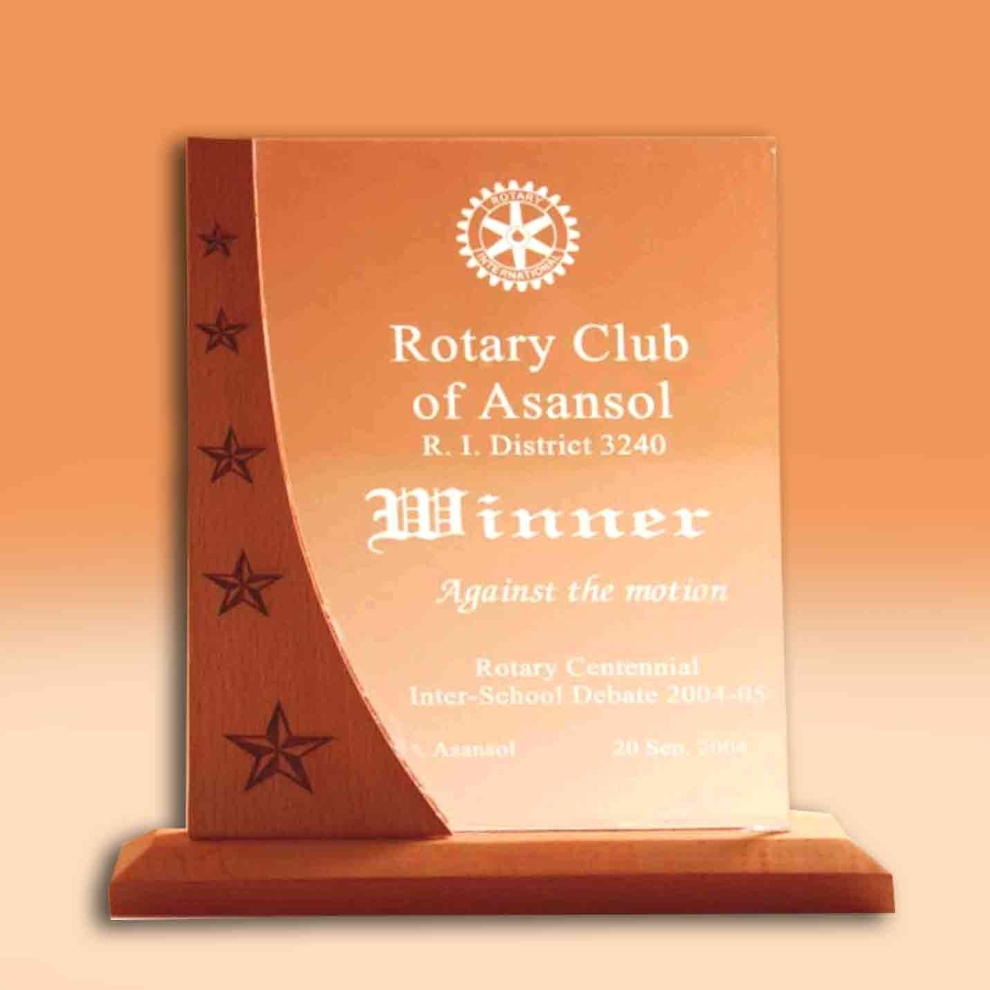 Customised Star Wooden Mementos