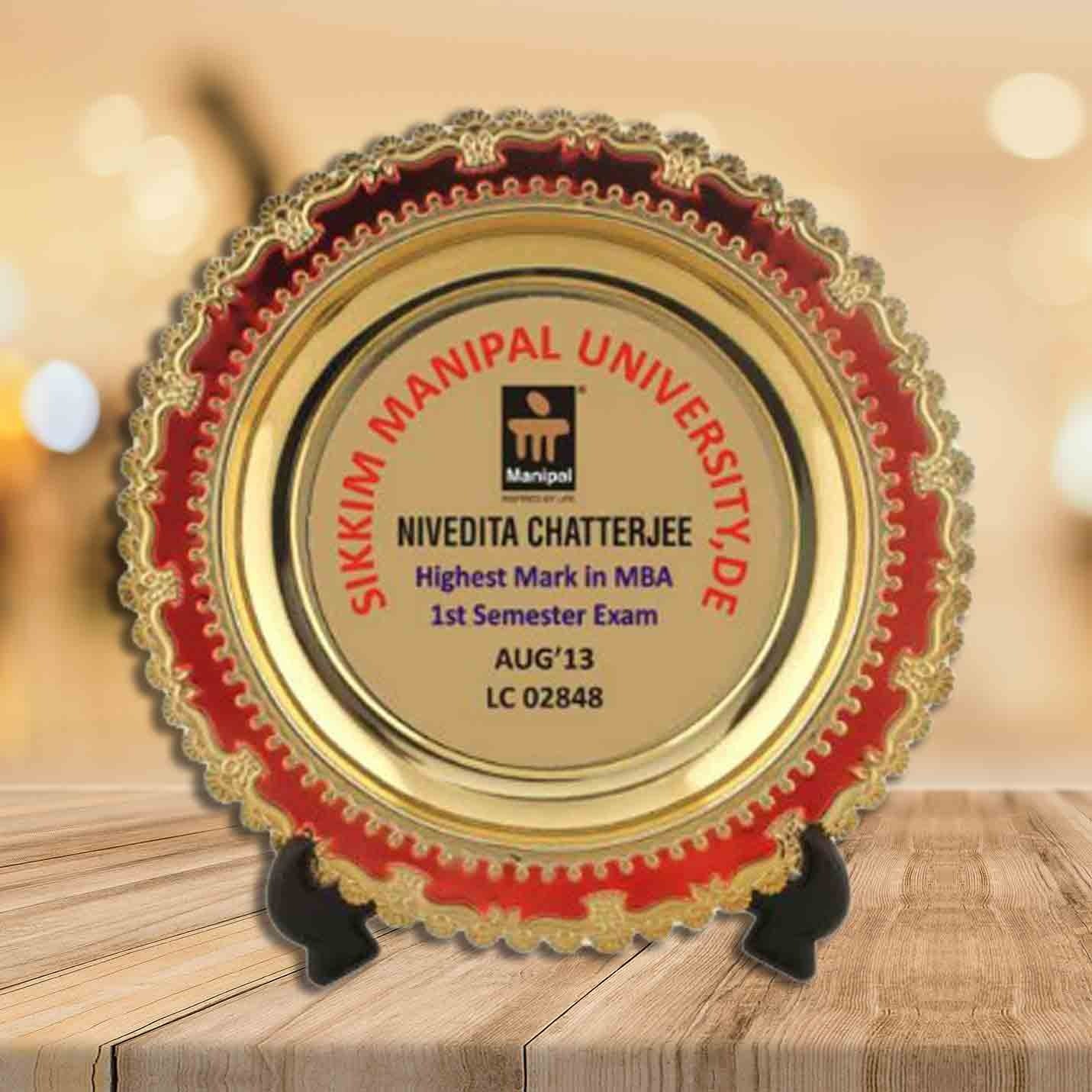 Golden Metal Crests With Stand & Box