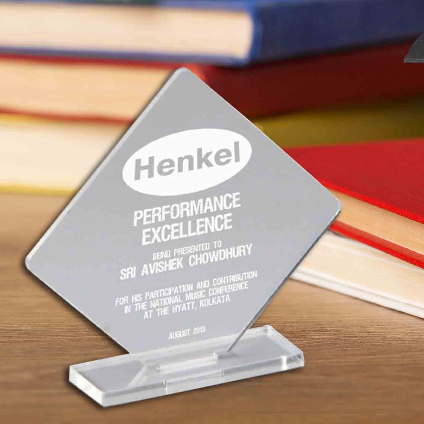 Premium Acrylic Diamond-shaped Trophies