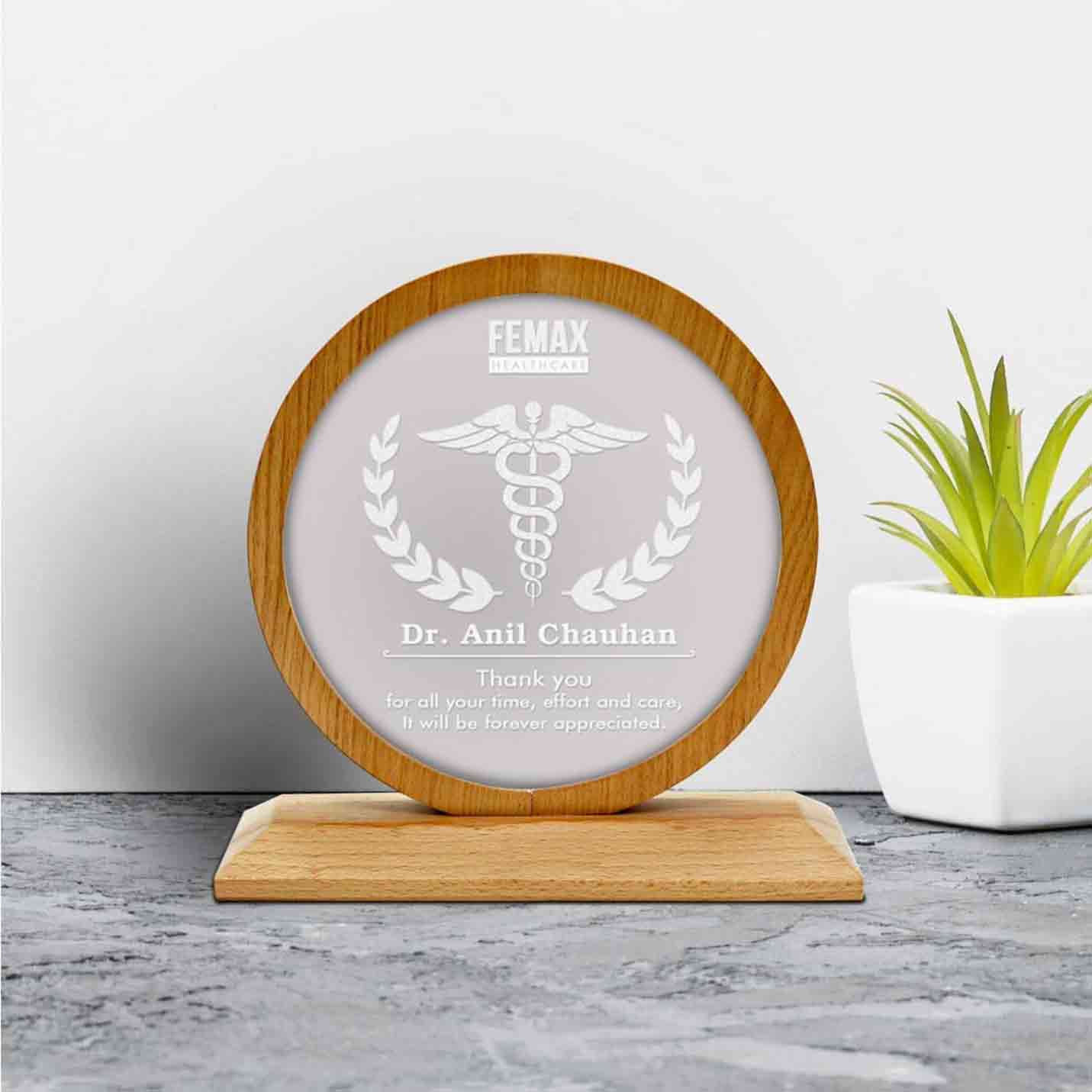 Elite Round-Shaped Wooden Mementos