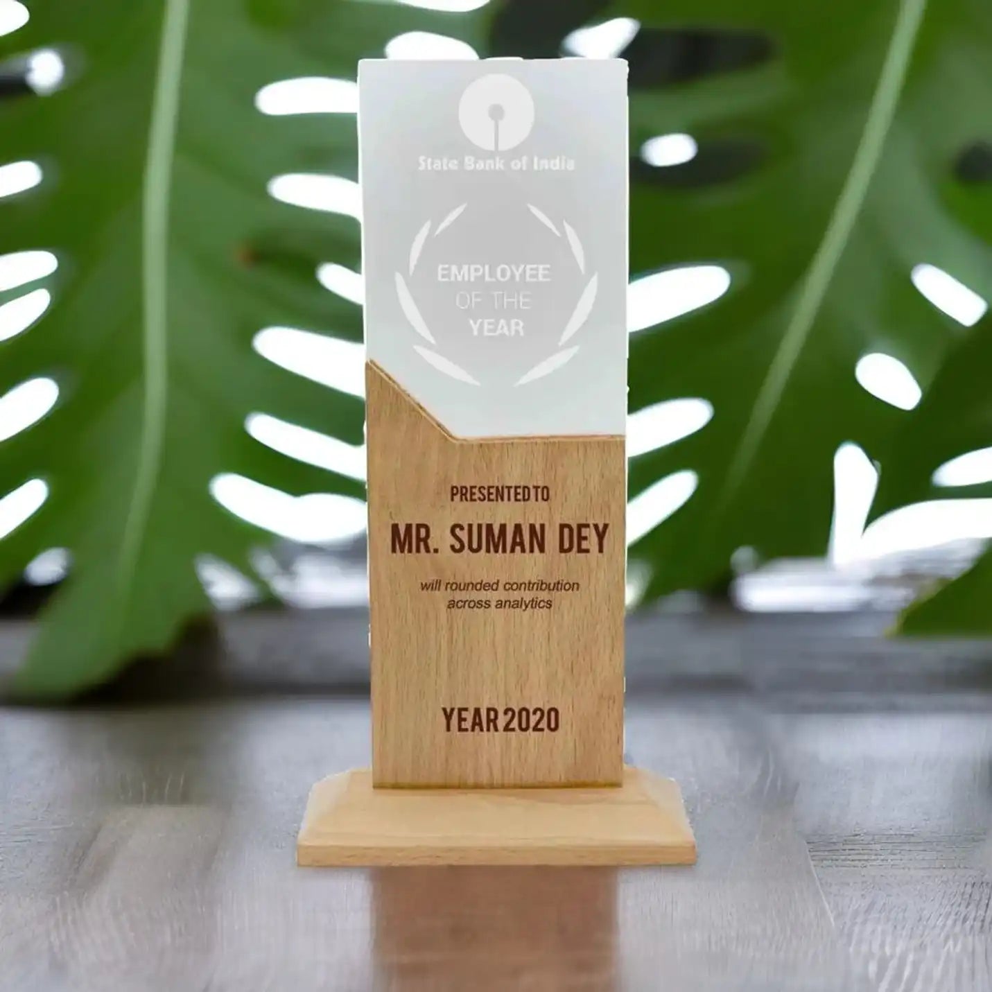 Prestigious Laser-Engraved Wooden Mementos