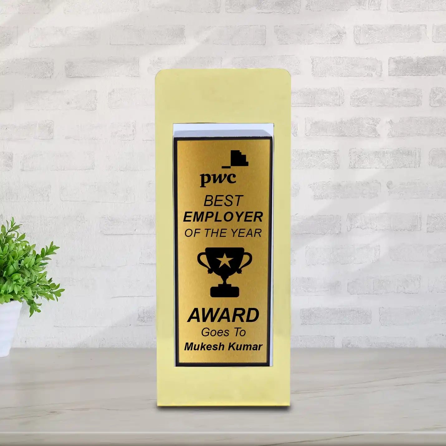 Plaque with Golden Theme