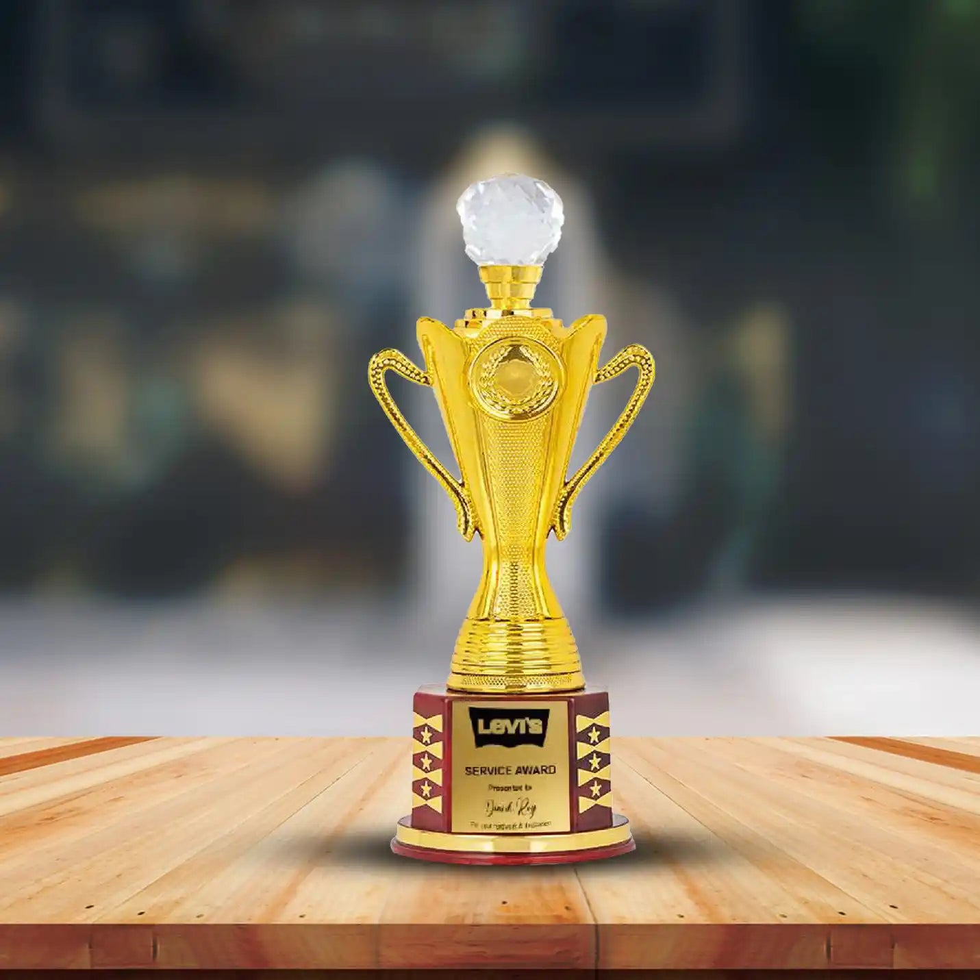 Top-Notch Crystal-Crowned Golden Trophy Img 1