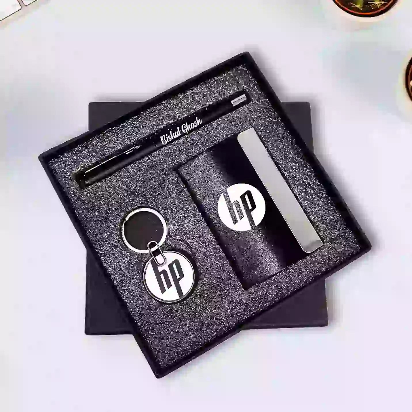 Top-tier 3 in 1 Black pen, Keychain & Cardholder Combo Gift Set Img 1