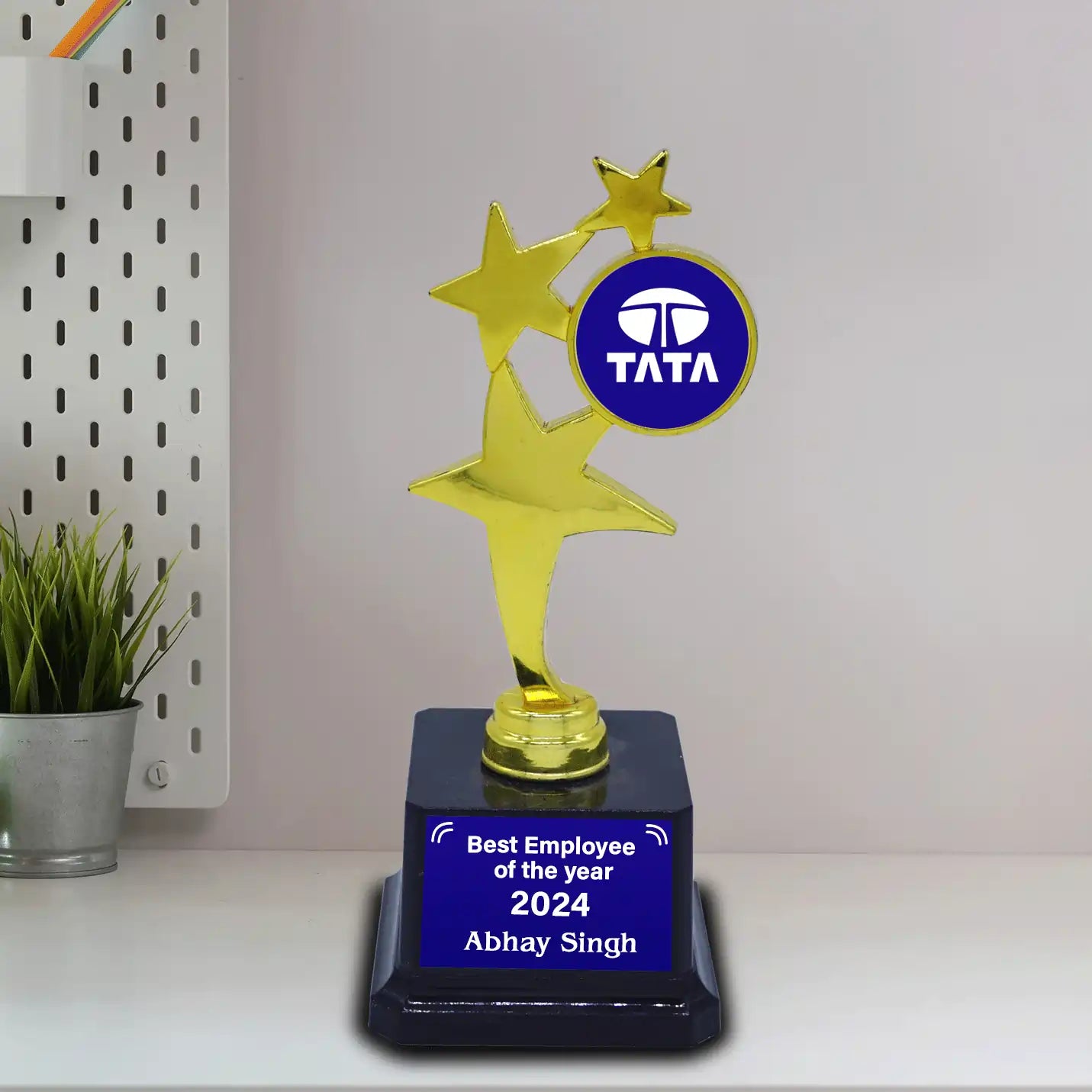 Exclusive Office Golden 3-Star Glory Trophy