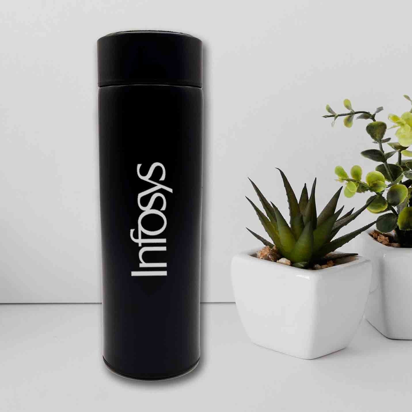 High-tech Black Water Bottle With Temperature Display on Lid  Img 1