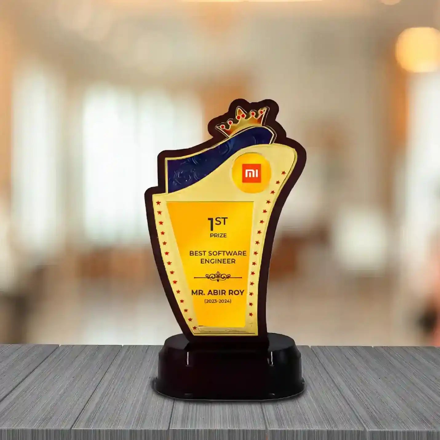 Quality Control Trophy Purchase Top-quality Crowned Trophy For Corporate Events